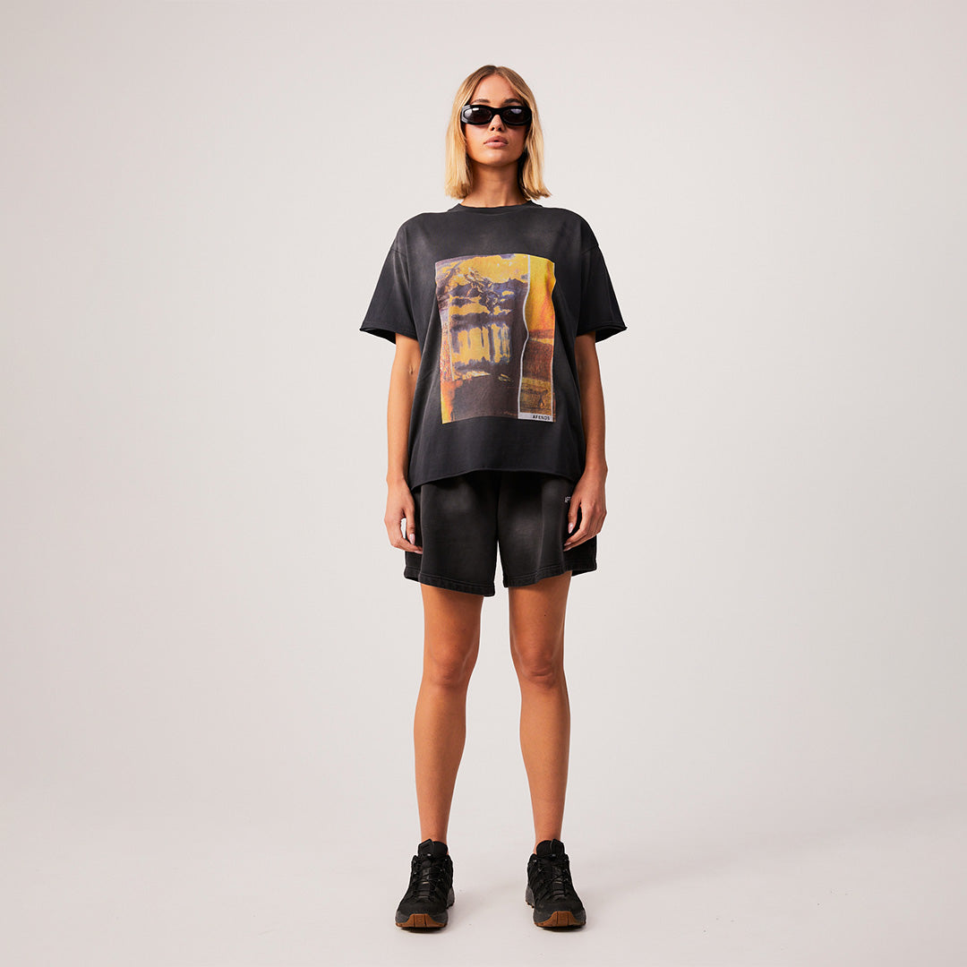 Affend Womens Boulevard - Oversized Graphic T-Shirt - Worn Black