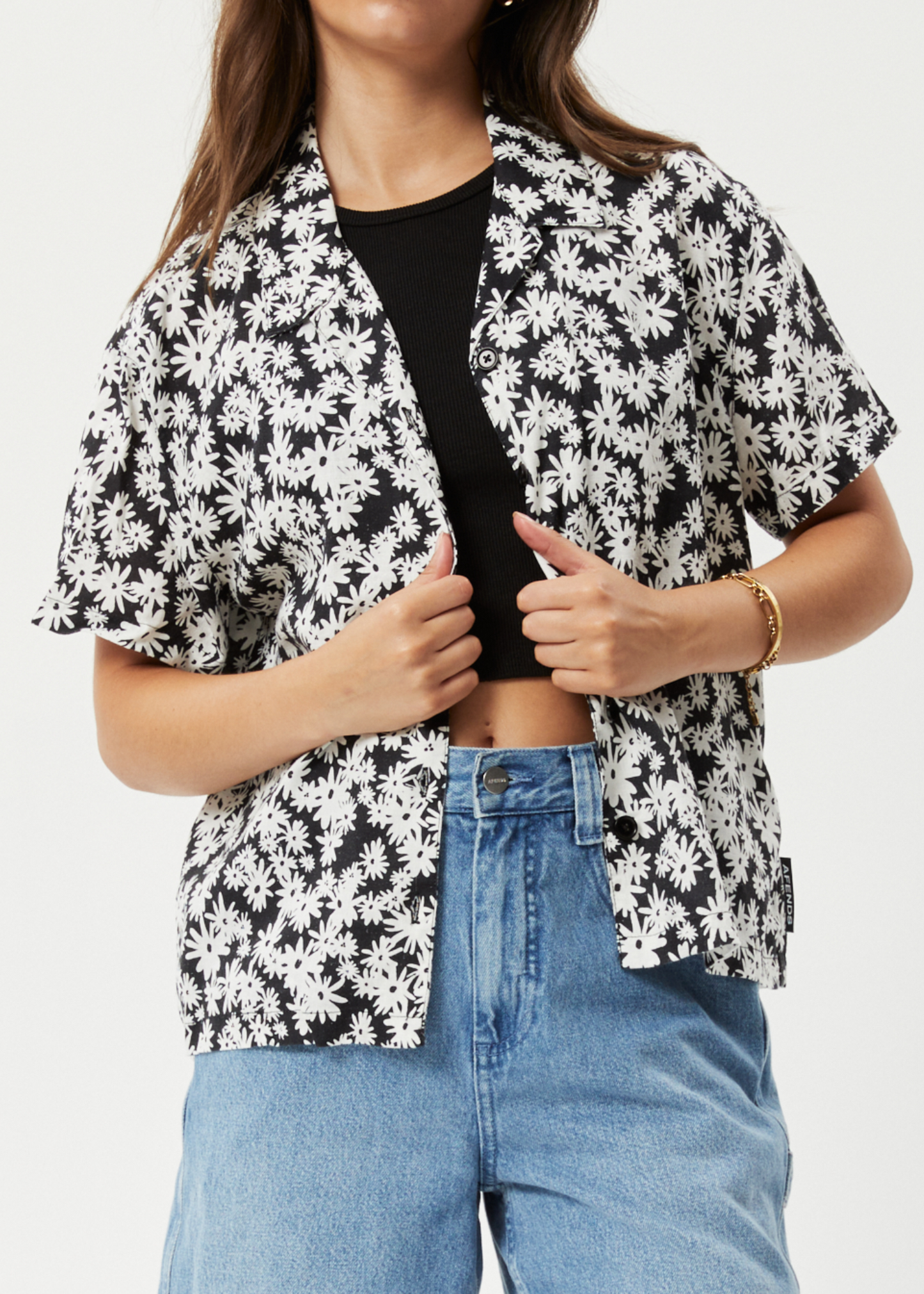 Affend Womens Benny - Short Sleeve Shirt - Black Daisy