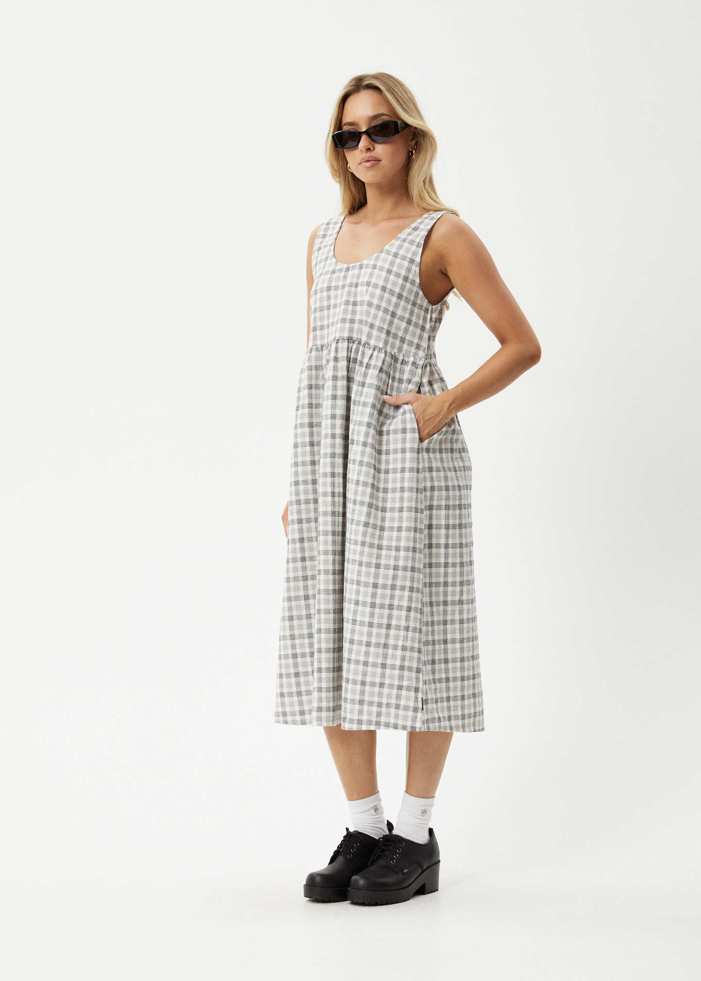 Affend Womens Leo - Seersucker Check Midi Dress - Black / White