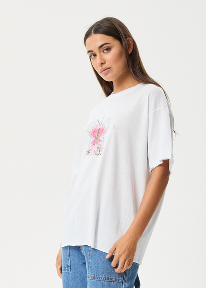 Affend Womens Butterfluer - Oversized T-Shirt - White