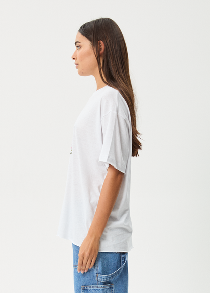 Affend Womens Butterfluer - Oversized T-Shirt - White