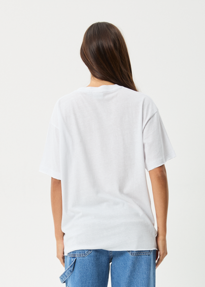 Affend Womens Butterfluer - Oversized T-Shirt - White