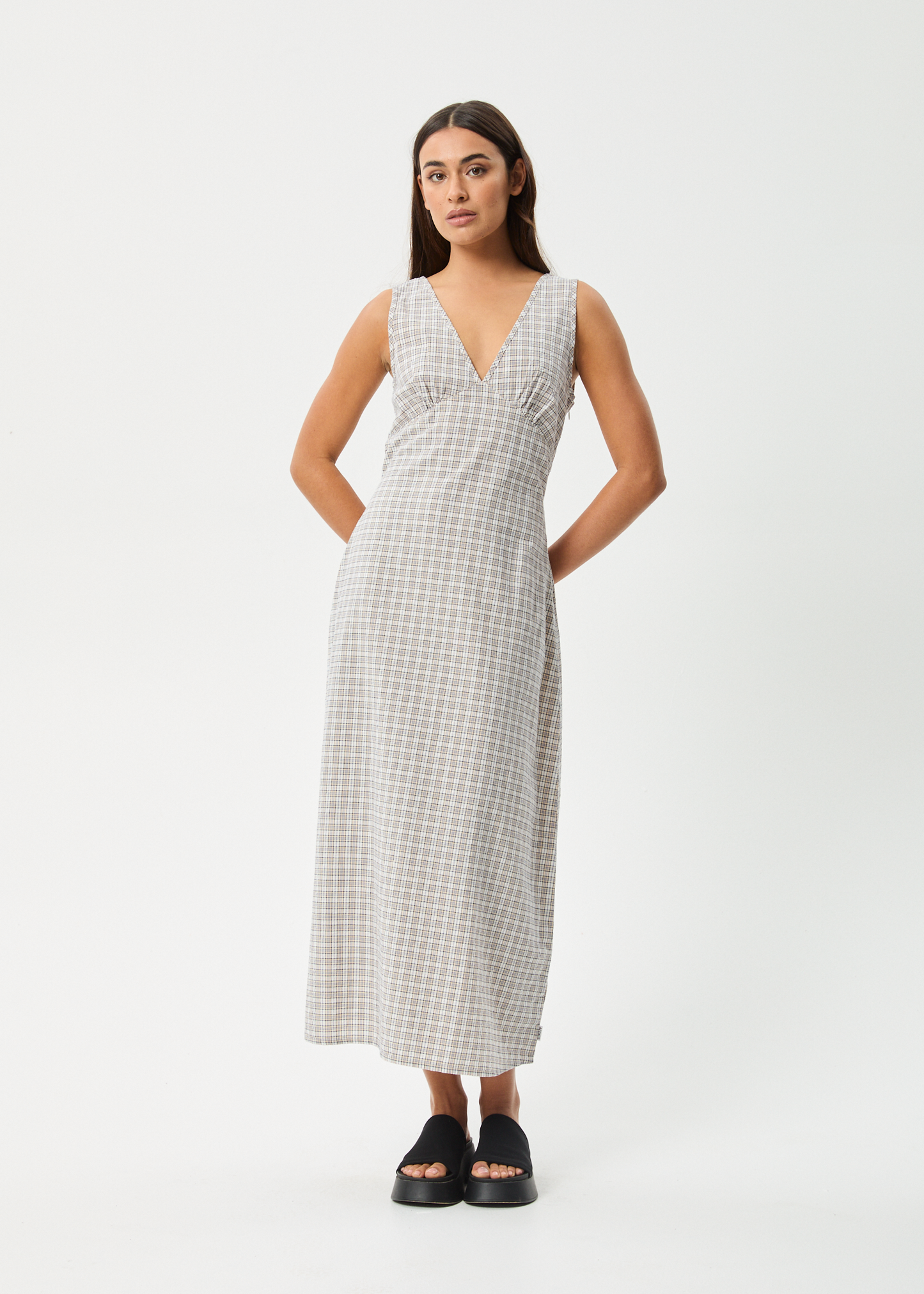 Affend Womens Drew - Seersucker Maxi Dress - Taupe Check